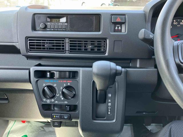 ハイゼットカーゴＤＸオーバーヘッドシェルフ・スマアシ・コーナーセンサー・オートライト・手引き式パーキングブレーキ・キーレス・マニュアルエアコン・ＡＭ／ＦＭラジオ・アイドリングストップ（千葉県）の中古車