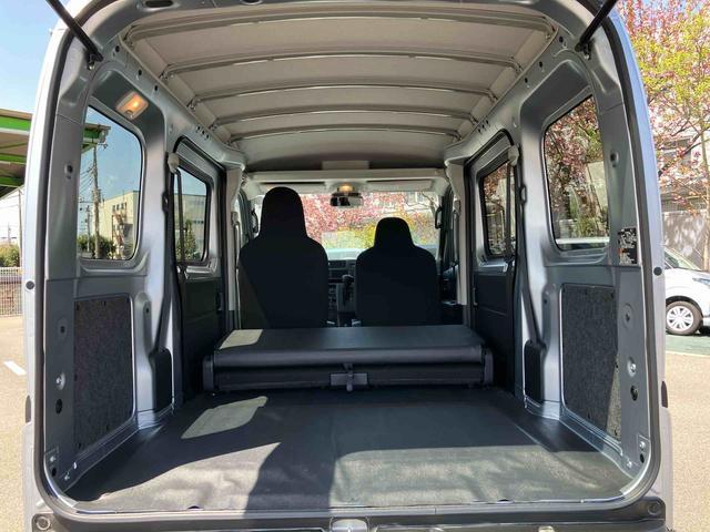 ハイゼットカーゴＤＸオーバーヘッドシェルフ・スマアシ・コーナーセンサー・オートライト・手引き式パーキングブレーキ・キーレス・マニュアルエアコン・ＡＭ／ＦＭラジオ・アイドリングストップ（千葉県）の中古車