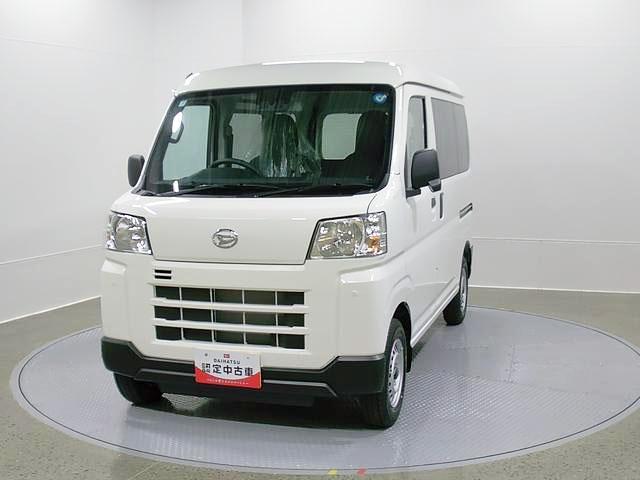 ハイゼットカーゴデラックス 4WD CVTスマートアシスト・コーナーセンサー・3モード電子制御4WD(CVT車)・荷室長1,915mm・荷室幅1,410mm・荷室高1,250mm・ハロゲンヘッドランプ・マニュアルエアコン(山梨県)の中古車