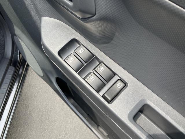 ミライースＬ　ＳＡIII１３インチフルホイールキャップ　マルチリフレクターハロゲンヘッドランプ　可倒式ドアミラー　自発光式デジタルメーターアンバーイルミネーションメーター　マニュアルエアコン（ダイヤル式）　キーレスエントリー（静岡県）の中古車
