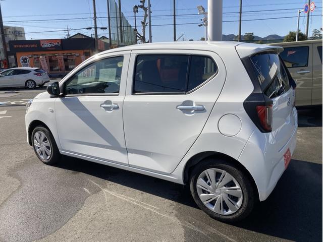 ミライースＸ　ＳＡIII１４インチフルホイールキャップ　ＬＥＤヘッドランプ　電動格納式（カラード）ドアミラー　自発光式デジタルメーターブルーイルミネーションメーター　マニュアルエアコン（ダイヤル式）　キーレスエントリー（静岡県）の中古車