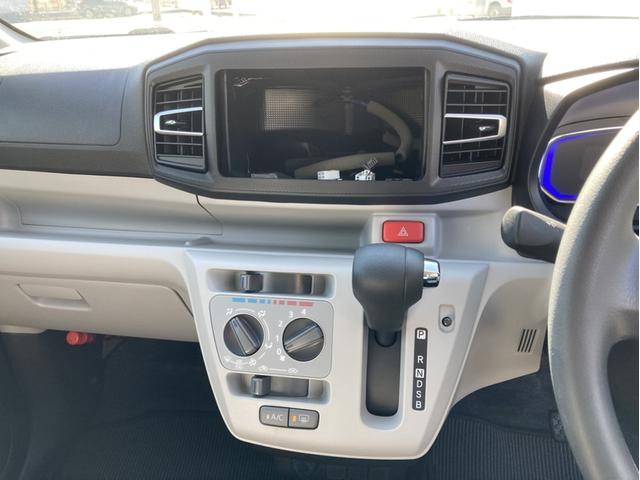 ミライースＸ　ＳＡIII１４インチフルホイールキャップ　ＬＥＤヘッドランプ　電動格納式（カラード）ドアミラー　自発光式デジタルメーターブルーイルミネーションメーター　マニュアルエアコン（ダイヤル式）　キーレスエントリー（静岡県）の中古車