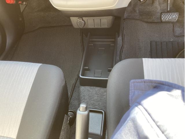 ミライースＸ　ＳＡIII１４インチフルホイールキャップ　ＬＥＤヘッドランプ　電動格納式（カラード）ドアミラー　自発光式デジタルメーターブルーイルミネーションメーター　マニュアルエアコン（ダイヤル式）　キーレスエントリー（静岡県）の中古車