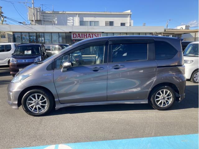 フリードハイブリッドハイブリッド　プレミアムエディション（静岡県）の中古車