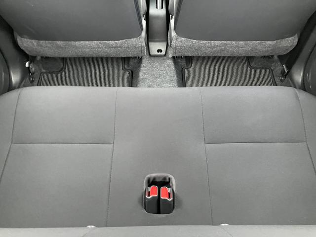 ミライースＬ　ＳＡIII１３インチフルホイールキャップ　マルチリフレクターハロゲンヘッドランプ　可倒式ドアミラー　自発光式デジタルメーターアンバーイルミネーションメーター　マニュアルエアコン（ダイヤル式）　キーレスエントリー（静岡県）の中古車