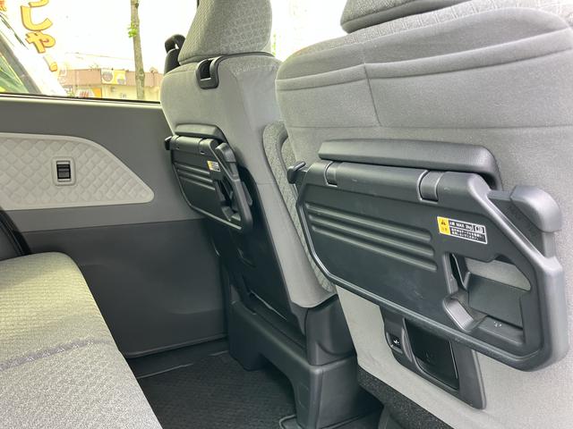 タントＸセレクション３６０度スーパーＵＶＩＲカットガラス　格納式シートバックテーブル　シートバックポケット　運転席シートリフター　チルトステアリング　シートヒーター　リヤヒーターダクト（静岡県）の中古車