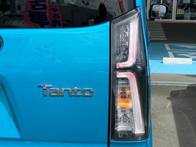 タントカスタムＸ１４インチアルミホイール　大型エアロバンパー　フルＬＥＤヘッドランプ　オート格納式カラードドアミラー　両側パワースライドドア　キーフリーシステム　プッシュボタンスタート（静岡県）の中古車