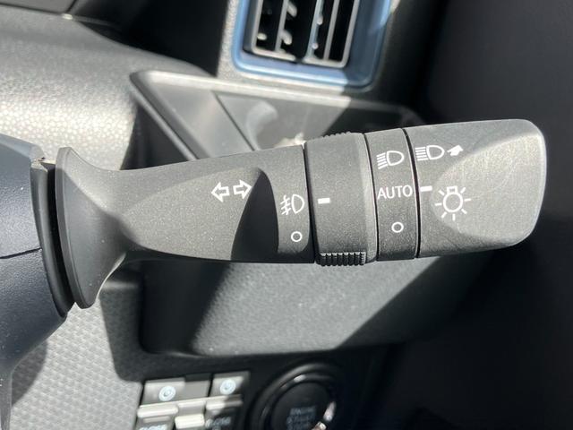 タントカスタムＸ１４インチアルミホイール　大型エアロバンパー　フルＬＥＤヘッドランプ　オート格納式カラードドアミラー　両側パワースライドドア　キーフリーシステム　プッシュボタンスタート（静岡県）の中古車