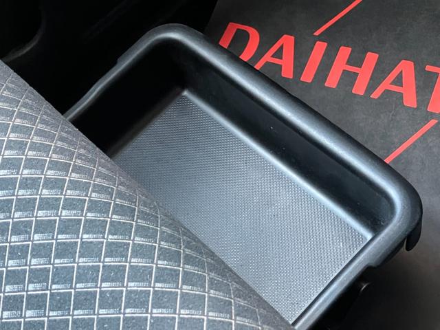 タントカスタムＸ１４インチアルミホイール　大型エアロバンパー　フルＬＥＤヘッドランプ　オート格納式カラードドアミラー　両側パワースライドドア　キーフリーシステム　プッシュボタンスタート（静岡県）の中古車