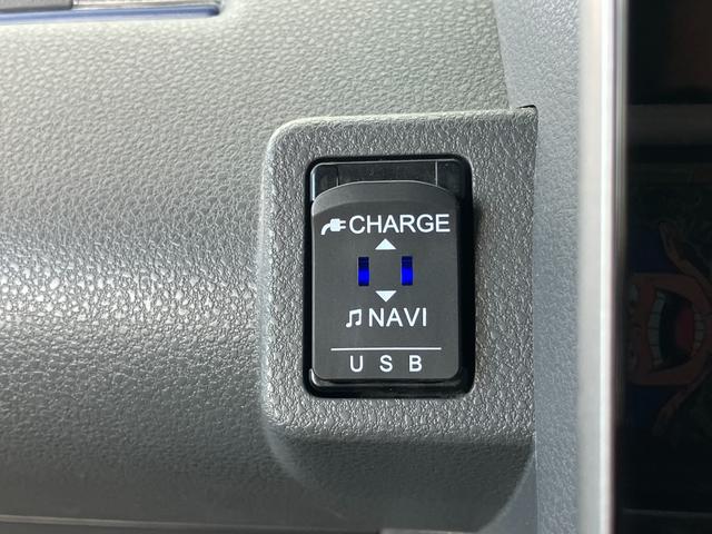 タントカスタムＸ１４インチアルミホイール　大型エアロバンパー　フルＬＥＤヘッドランプ　オート格納式カラードドアミラー　両側パワースライドドア　キーフリーシステム　プッシュボタンスタート（静岡県）の中古車