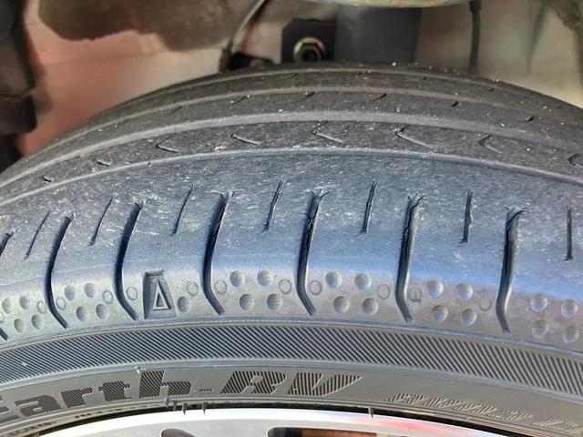 タントカスタムＲＳ１５インチアルミホイール　大型エアロバンパー　ＬＥＤヘッドランプ　オート格納式カラードドアミラー　本革巻ステアリングホイール　両側パワースライドドア（静岡県）の中古車