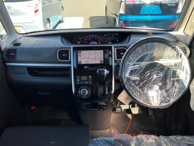 タントカスタムＲＳ１５インチアルミホイール　大型エアロバンパー　ＬＥＤヘッドランプ　オート格納式カラードドアミラー　本革巻ステアリングホイール　両側パワースライドドア（静岡県）の中古車