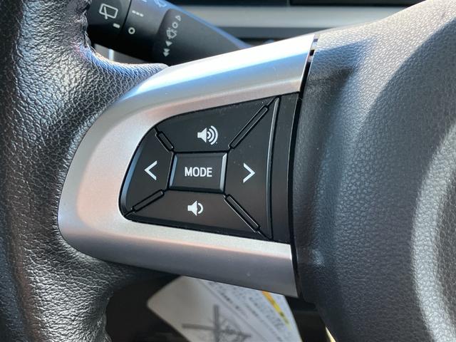 タントカスタムＲＳ１５インチアルミホイール　大型エアロバンパー　ＬＥＤヘッドランプ　オート格納式カラードドアミラー　本革巻ステアリングホイール　両側パワースライドドア（静岡県）の中古車