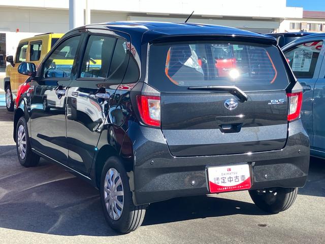 ミライースＬ　ＳＡIII１３インチフルホイールキャップ　マルチリフレクターハロゲンヘッドランプ　可倒式ドアミラー　自発光式デジタルメーターアンバーイルミネーションメーター　マニュアルエアコン（ダイヤル式）　キーレスエントリー（静岡県）の中古車