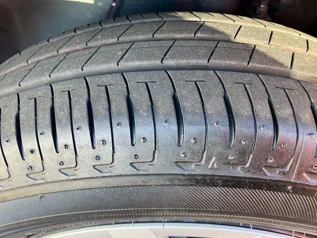 ミライースＬ　ＳＡIII１３インチフルホイールキャップ　マルチリフレクターハロゲンヘッドランプ　可倒式ドアミラー　自発光式デジタルメーターアンバーイルミネーションメーター　マニュアルエアコン（ダイヤル式）　キーレスエントリー（静岡県）の中古車