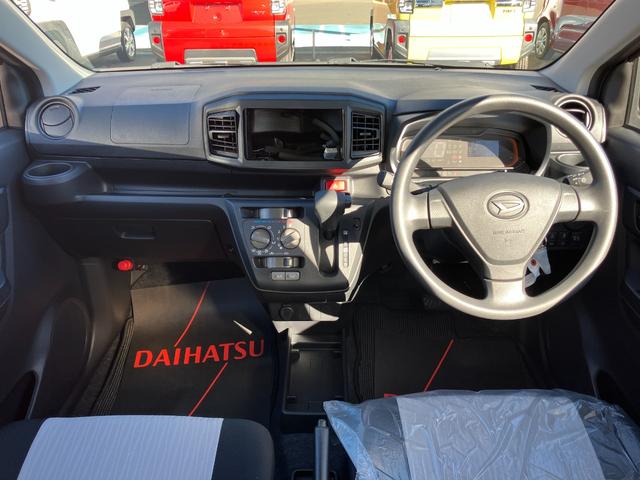 ミライースＬ　ＳＡIII１３インチフルホイールキャップ　マルチリフレクターハロゲンヘッドランプ　可倒式ドアミラー　自発光式デジタルメーターアンバーイルミネーションメーター　マニュアルエアコン（ダイヤル式）　キーレスエントリー（静岡県）の中古車