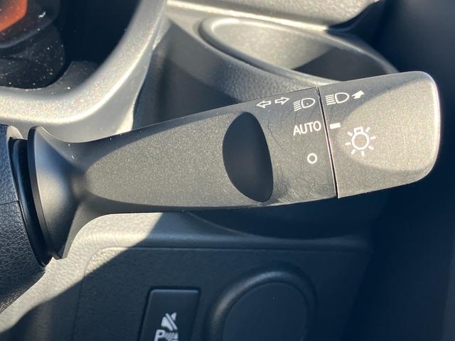 ミライースＬ　ＳＡIII１３インチフルホイールキャップ　マルチリフレクターハロゲンヘッドランプ　可倒式ドアミラー　自発光式デジタルメーターアンバーイルミネーションメーター　マニュアルエアコン（ダイヤル式）　キーレスエントリー（静岡県）の中古車