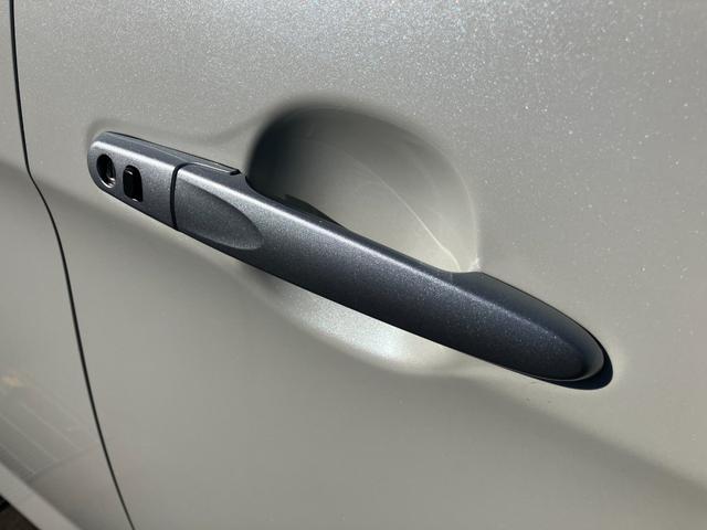 トールカスタムＧ　ターボ　ＳＡIIＬＥＤヘッドランプ　キーフリーシステム　プッシュボタンスタート　オートエアコン（プッシュ式）　両側パワースライドドア　マルチインフォメーションディスプレイ（静岡県）の中古車