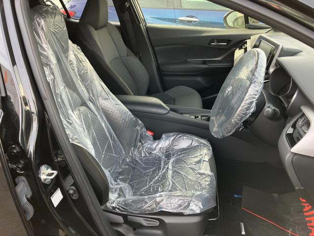 C−HRS(静岡県)の中古車