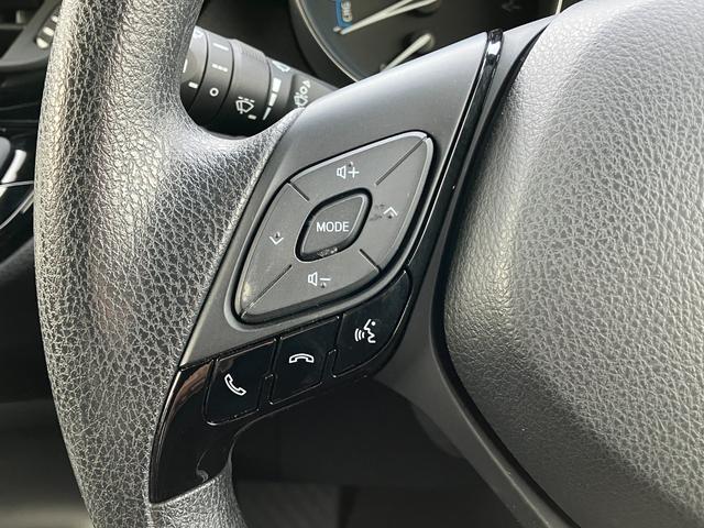 C−HRS(静岡県)の中古車