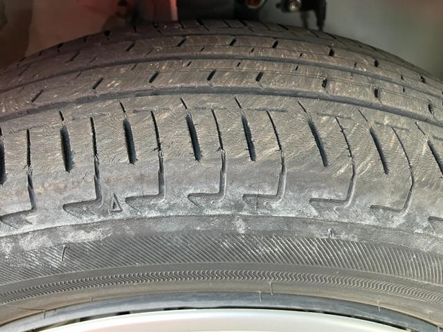 ムーヴキャンバスGメイクアップVS SAIII14インチフルホイールキャップ LEDヘッドランプ キーフリーシステム 両側パワースライドドア オートエアコン(プッシュ式) オートライト 置きラクボックス(静岡県)の中古車