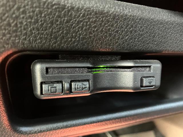 ムーヴキャンバスストライプスGターボ14インチフルホイールキャップ LEDヘッドランプ LEDフォグランプ ホっとカップホルダー 両側パワースライドドア キーフリーシステム プッシュボタンスタート UVカットガラス(静岡県)の中古車