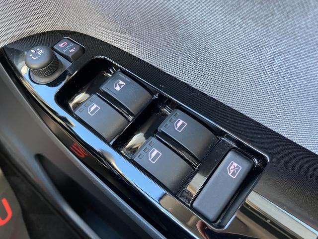 キャストスタイルG SAIIウレタンステアリングホイール 15インチアルミホイール BiAngleLEDヘッドランプ LEDフォグランプ LEDフロントパーソナルランプ LEDルームランプ オートエアコン(静岡県)の中古車