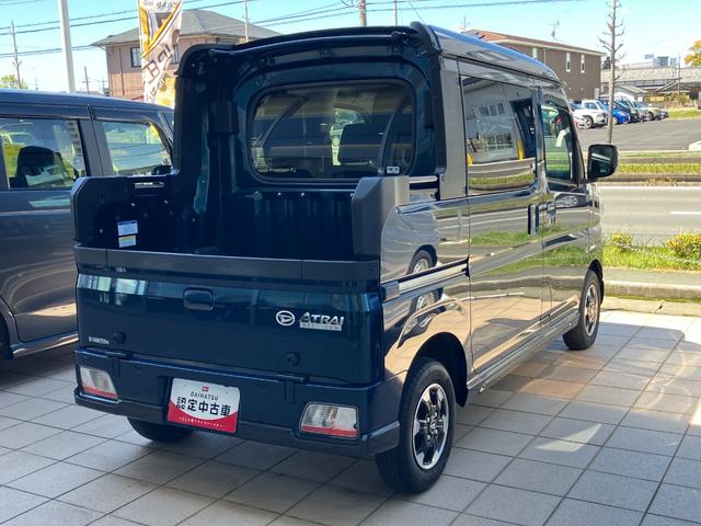 アトレーデッキバン12インチフルホイールキャップ オートエアコン キーフリーシステム スペアタイヤ LEDヘッドランプ パワースライドドア(両側)(静岡県)の中古車