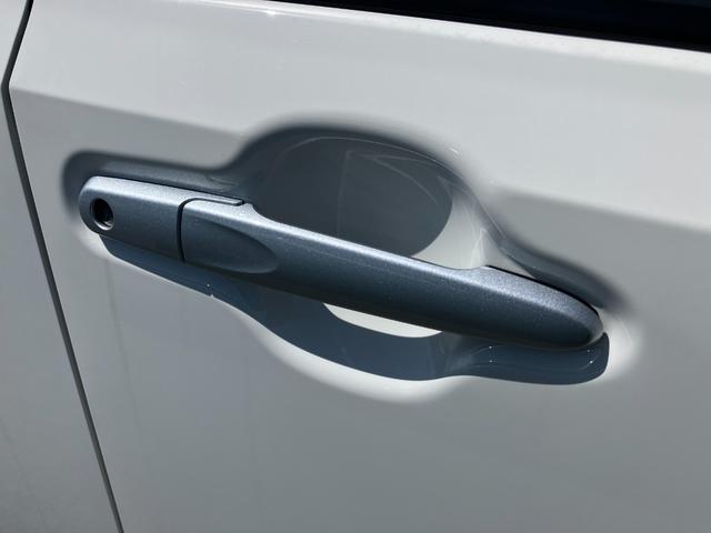 ミライースＬ　ＳＡIII１３インチフルホイールキャップ　マルチリフレクターハロゲンヘッドランプ　可倒式ドアミラー　自発光式デジタルメーターアンバーイルミネーションメーター　マニュアルエアコン（ダイヤル式）　キーレスエントリー（静岡県）の中古車