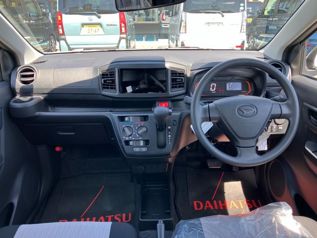 ミライースＬ　ＳＡIII１３インチフルホイールキャップ　マルチリフレクターハロゲンヘッドランプ　可倒式ドアミラー　自発光式デジタルメーターアンバーイルミネーションメーター　マニュアルエアコン（ダイヤル式）　キーレスエントリー（静岡県）の中古車