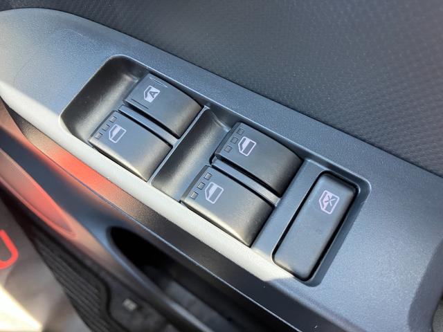 ミライースＬ　ＳＡIII１３インチフルホイールキャップ　マルチリフレクターハロゲンヘッドランプ　可倒式ドアミラー　自発光式デジタルメーターアンバーイルミネーションメーター　マニュアルエアコン（ダイヤル式）　キーレスエントリー（静岡県）の中古車