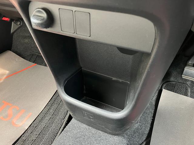 ムーヴキャンバスX SAII14インチフルホイールキャップ キーフリーシステム オートエアコン(プッシュ式) オートライト 置きラクボックス(静岡県)の中古車
