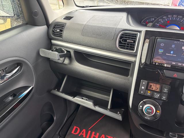 タントカスタムRS トップエディションSAII15インチアルミホイール 大型エアロバンパー LEDヘッドランプ オート格納式カラードドアミラー 本革巻ステアリングホイール 両側パワースライドドア(静岡県)の中古車