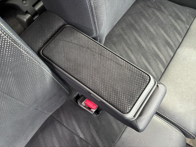 タントカスタムRS トップエディションSAII15インチアルミホイール 大型エアロバンパー LEDヘッドランプ オート格納式カラードドアミラー 本革巻ステアリングホイール 両側パワースライドドア(静岡県)の中古車