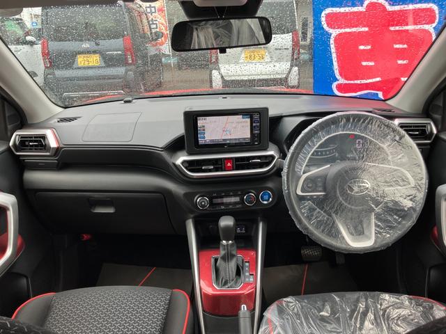 ロッキーＧ１７インチアルミホイール　ＵＶＩＲカット遮音ガラス　フルＬＥＤヘッドランプ　運転席・助手席シートヒーター　ウレタンステアリングホイール　本革シフトノブ　アクティブマルチインフォメーションメーター（静岡県）の中古車