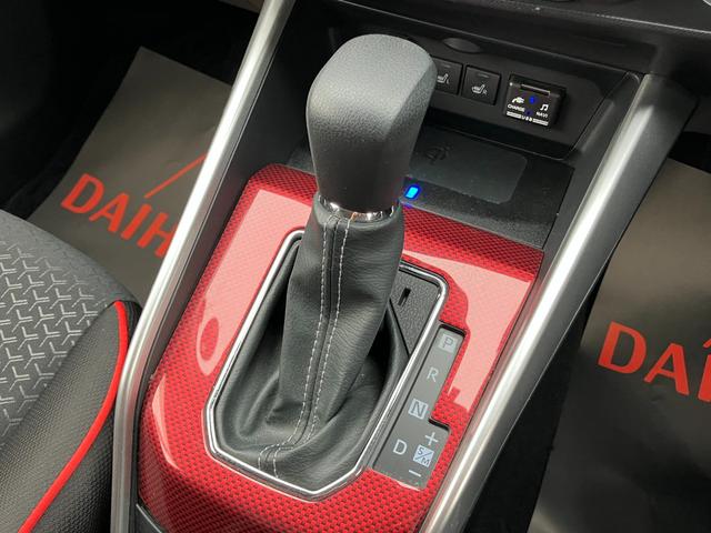 ロッキーＧ１７インチアルミホイール　ＵＶＩＲカット遮音ガラス　フルＬＥＤヘッドランプ　運転席・助手席シートヒーター　ウレタンステアリングホイール　本革シフトノブ　アクティブマルチインフォメーションメーター（静岡県）の中古車