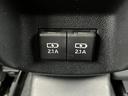 １７インチアルミホイール　ＵＶＩＲカット遮音ガラス　フルＬＥＤヘッドランプ　運転席・助手席シートヒーター　ウレタンステアリングホイール　本革シフトノブ　アクティブマルチインフォメーションメーター（静岡県）の中古車