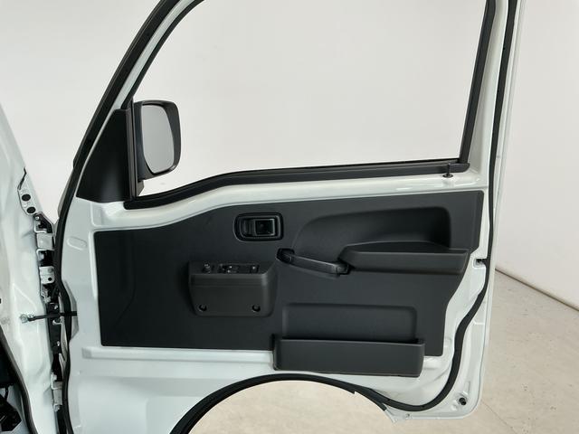 ハイゼットトラックＥＸＴ　４ＷＤ　ＣＶＴ　前後コーナーセンサー　荷台作業灯走行無制限１年保証　前後コーナーセンサー　４ＷＤ　ＣＶＴ車　３方開　荷台作業灯　オートハイビーム　アイドリングストップ　プッシュスタート　横滑り防止装置　オートライト　デフロック　フォグランプ（兵庫県）の中古車