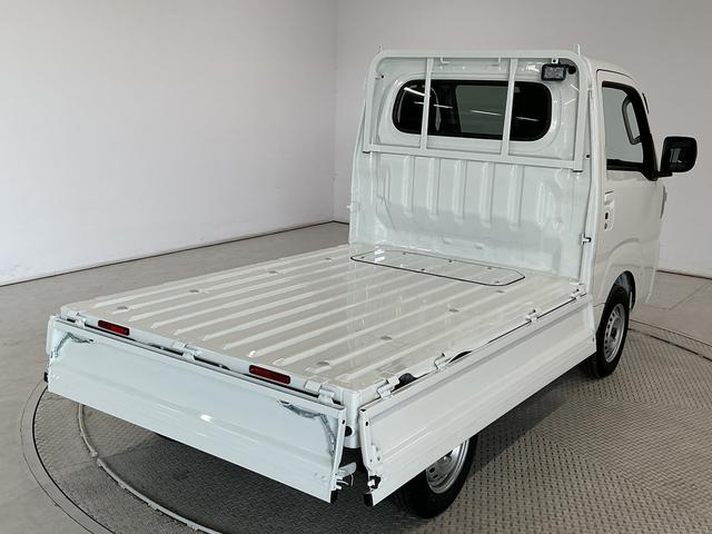 ハイゼットトラックＥＸＴ　４ＷＤ　ＣＶＴ　前後コーナーセンサー　荷台作業灯走行無制限１年保証　前後コーナーセンサー　４ＷＤ　ＣＶＴ車　３方開　荷台作業灯　オートハイビーム　アイドリングストップ　プッシュスタート　横滑り防止装置　オートライト　デフロック　フォグランプ（兵庫県）の中古車