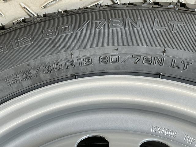 ハイゼットトラックＥＸＴ　４ＷＤ　ＣＶＴ　前後コーナーセンサー　荷台作業灯走行無制限１年保証　前後コーナーセンサー　４ＷＤ　ＣＶＴ車　３方開　荷台作業灯　オートハイビーム　アイドリングストップ　プッシュスタート　横滑り防止装置　オートライト　デフロック　フォグランプ（兵庫県）の中古車