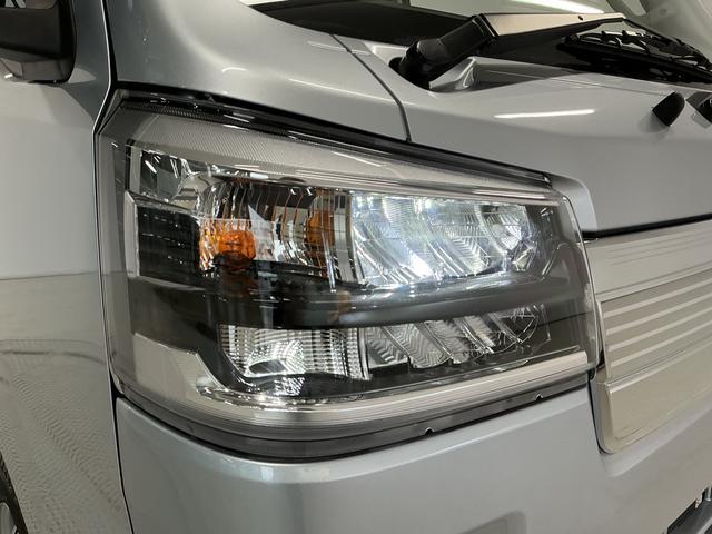 ハイゼットトラックＥＸＴ　荷台作業灯　前後コーナーセンサー　３方開　ＣＶＴ車１年保証　荷台作業灯　３方開　ＣＶＴ車　前後コーナーセンサー　ＬＥＤヘッドライト　オートハイビーム　電動格納ドアミラー　プッシュスタート　横滑り防止装置　リアゲートチェーン　アイドリングストップ（兵庫県）の中古車