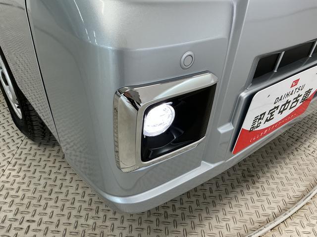 ハイゼットトラックＥＸＴ　荷台作業灯　前後コーナーセンサー　３方開　ＣＶＴ車１年保証　荷台作業灯　３方開　ＣＶＴ車　前後コーナーセンサー　ＬＥＤヘッドライト　オートハイビーム　電動格納ドアミラー　プッシュスタート　横滑り防止装置　リアゲートチェーン　アイドリングストップ（兵庫県）の中古車