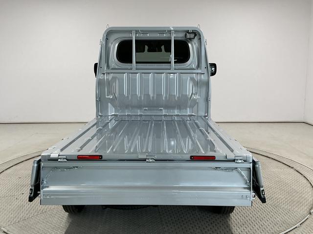 ハイゼットトラックＥＸＴ　荷台作業灯　前後コーナーセンサー　３方開　ＣＶＴ車１年保証　荷台作業灯　３方開　ＣＶＴ車　前後コーナーセンサー　ＬＥＤヘッドライト　オートハイビーム　電動格納ドアミラー　プッシュスタート　横滑り防止装置　リアゲートチェーン　アイドリングストップ（兵庫県）の中古車