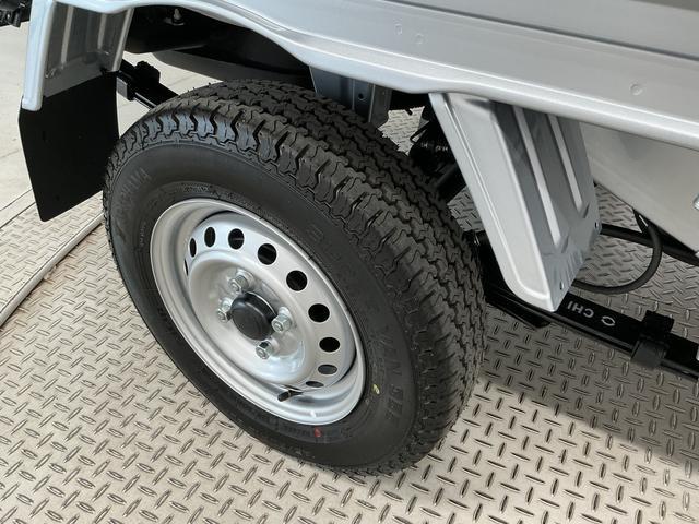 ハイゼットトラックＥＸＴ　荷台作業灯　前後コーナーセンサー　３方開　ＣＶＴ車１年保証　荷台作業灯　３方開　ＣＶＴ車　前後コーナーセンサー　ＬＥＤヘッドライト　オートハイビーム　電動格納ドアミラー　プッシュスタート　横滑り防止装置　リアゲートチェーン　アイドリングストップ（兵庫県）の中古車