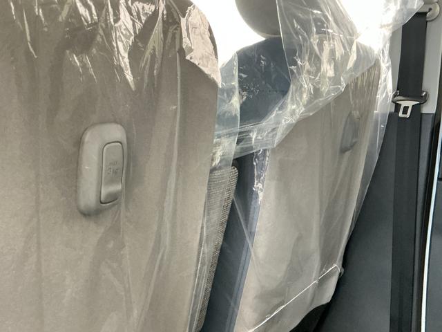 ムーヴキャンバスストライプスＧ　両側電動スライドドア　電動パーキングブレーキ走行無制限１年保証　両側電動スライドドア　前後コーナーセンサー　前席シートヒーター　ホットカップホルダー　オートハイビーム　ＬＥＤヘッドライト　プッシュスタート　横滑り防止装置　オートエアコン（兵庫県）の中古車