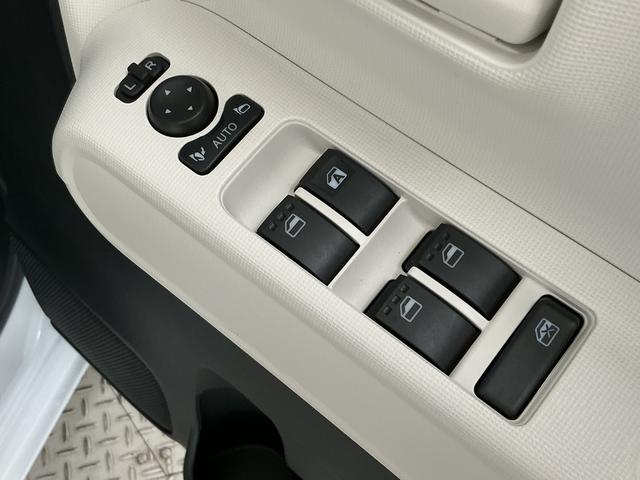 ムーヴキャンバスストライプスＸ　４ＷＤ　両側電動スライド　コーナーセンサー走行無制限１年保証　両側電動スライドドア　４ＷＤ　前後コーナーセンサー　オートハイビーム　アイドリングストップ　プッシュスタート　横滑り防止装置　オートエアコン　ヘッドライトレベライザー　ベンチシート（兵庫県）の中古車