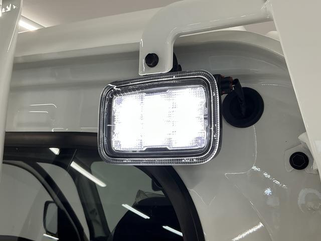 ハイゼットトラックジャンボエクストラ　スマホ連携ディスプレイオーディオ　ＣＶＴ１年保証　スマホ連携ディスプレイオーディオ　荷台作業灯　ＣＶＴ　３方開　Ｂｌｕｅｔｏｏｔｈ　ＵＳＢ　ＨＤＭＩ　前後コーナーセンサー　ＬＥＤヘッドライト　オートハイビーム　電格ミラー　プッシュスタート（兵庫県）の中古車