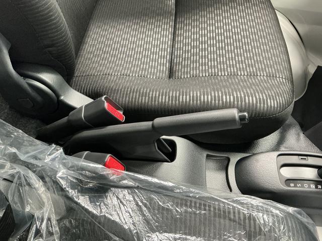 ハイゼットトラックジャンボエクストラ　ＣＶＴ　前後コーナーセンサー　荷台作業灯走行無制限１年保証　前後コーナーセンサー　ＣＶＴ車　３方開　荷台作業灯　オートハイビーム　ＬＥＤヘッドライト　アイドリングストップ　プッシュスタート　横滑り防止装置　オートライト　電動格納ドアミラー（兵庫県）の中古車
