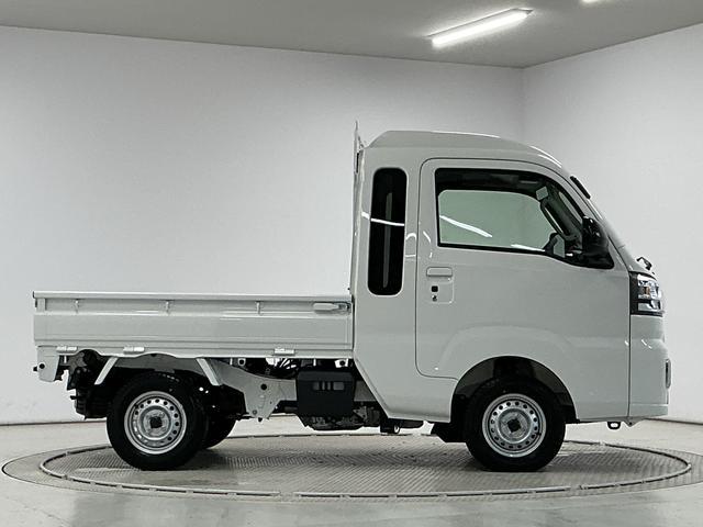 ハイゼットトラックジャンボエクストラ　ＣＶＴ　前後コーナーセンサー　荷台作業灯走行無制限１年保証　前後コーナーセンサー　ＣＶＴ車　３方開　荷台作業灯　オートハイビーム　ＬＥＤヘッドライト　アイドリングストップ　プッシュスタート　横滑り防止装置　ラジオ　スマートアシスト（兵庫県）の中古車