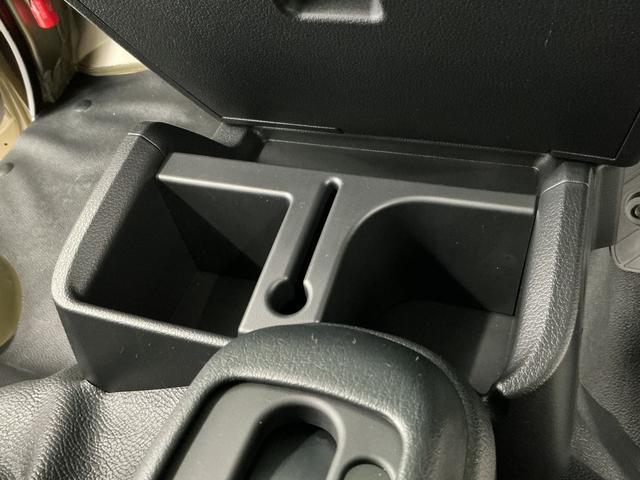 ハイゼットトラックジャンボエクストラ　ＣＶＴ　前後コーナーセンサー　荷台作業灯走行無制限１年保証　前後コーナーセンサー　ＣＶＴ車　３方開　荷台作業灯　オートハイビーム　ＬＥＤヘッドライト　アイドリングストップ　プッシュスタート　横滑り防止装置　オートライト　電動格納ドアミラー（兵庫県）の中古車